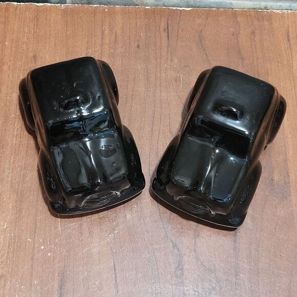 Vintage Black Cars Salt and Pepper Shaker Set - Picture 5 of 10